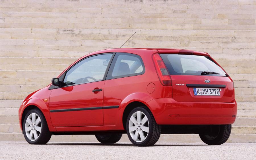  Ford Fiesta 2003 года  (фото 44 из 142)